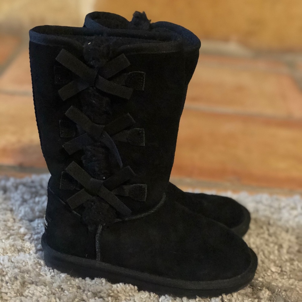 Black girls size 1 koolaburra by UGG winter boot